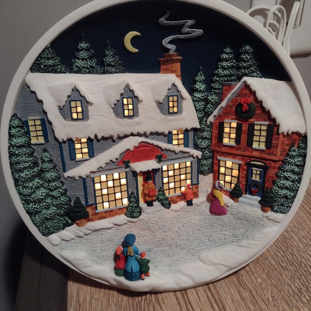 Rhodes Studio Kringle's General store light up Christmas decoration in good cond